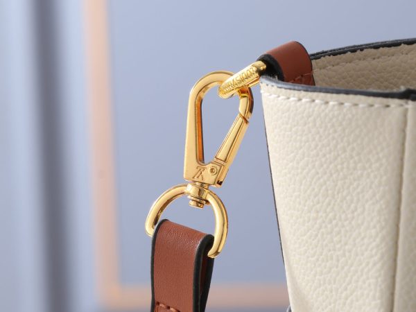 Premium Icon LV Handbag M53826-M53825 BC