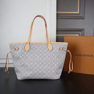 LV Neverfull MM Monogram Bag in Grey BC