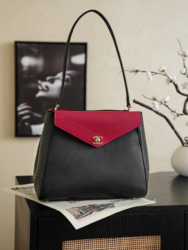 CN Métiers d’Art Small Shopping Bag BC