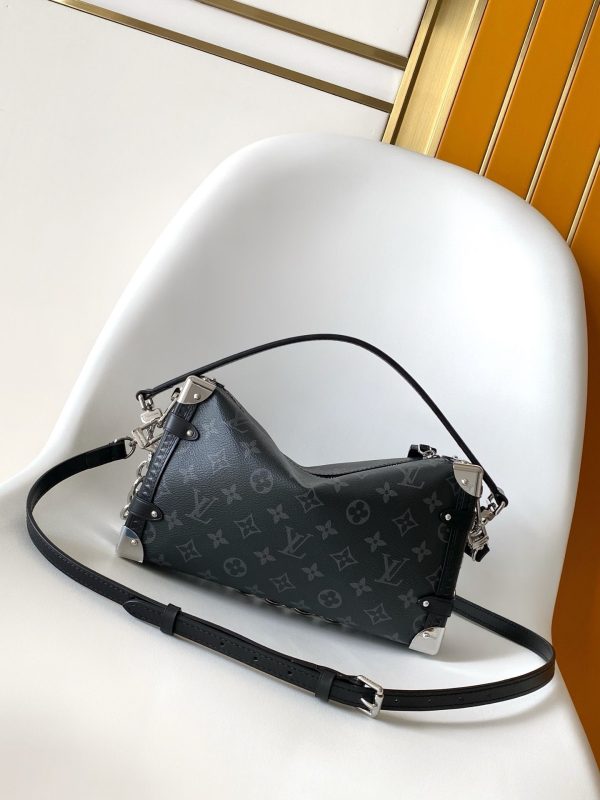 LV Side Trunk MM East West Bag LV83900