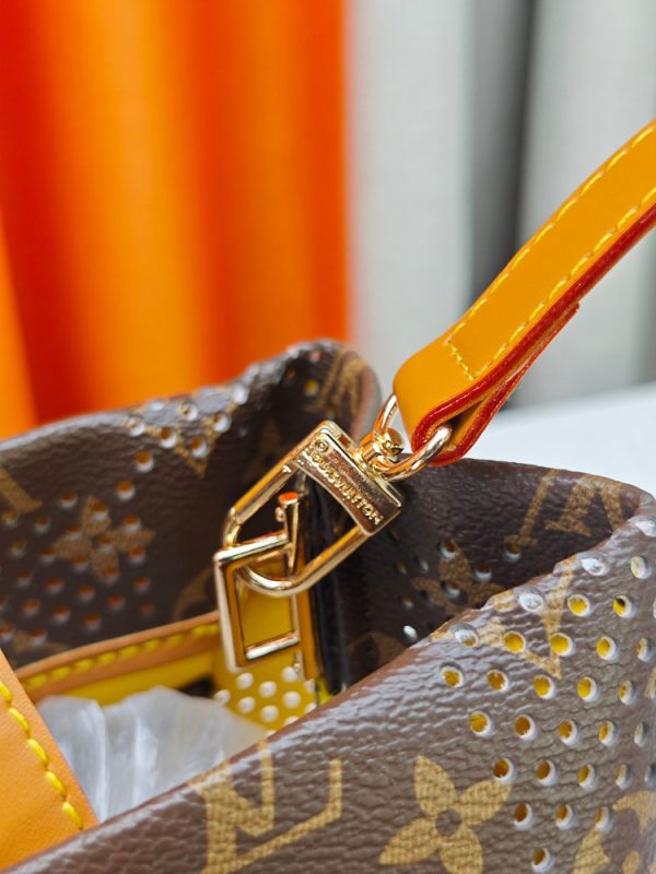 Premium Icon LV Handbag M13940-2 BC