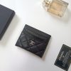 CN Classic Card Holder AP4512