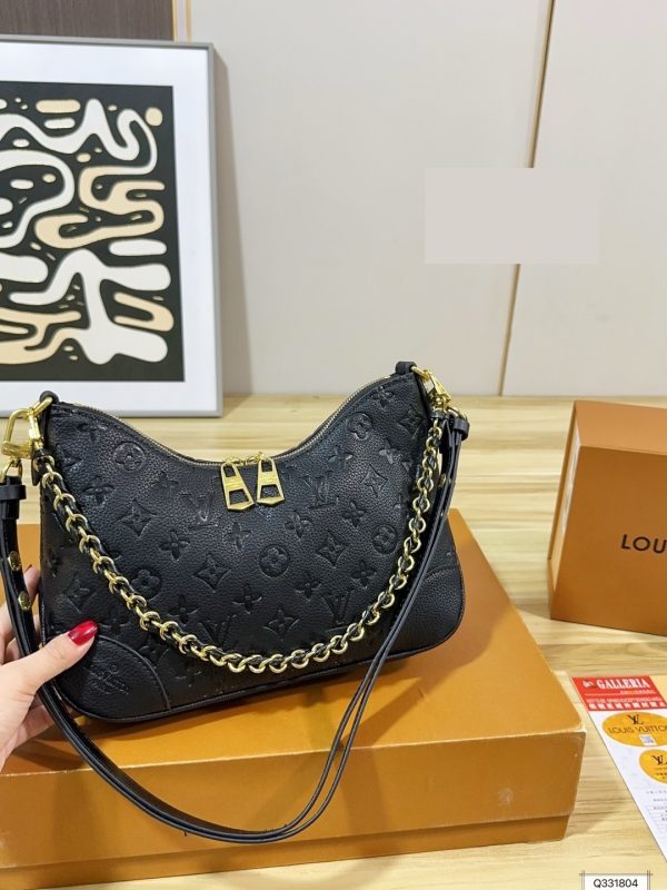 Daily Street Style LV Handbag DLV4 QA