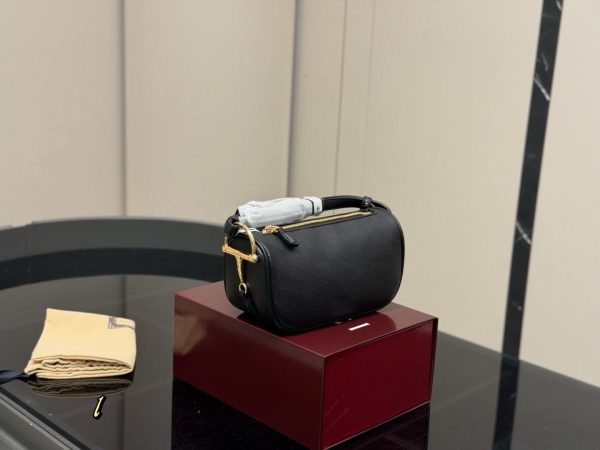 GG Half Horsebit Mini Bag C2301150