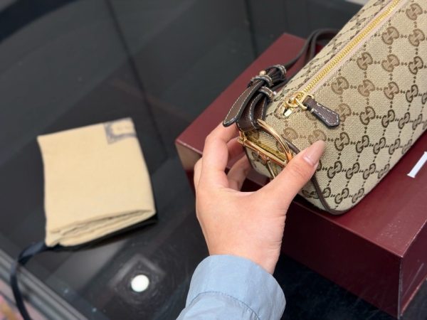 GG Half Horsebit Mini Bag C2301150