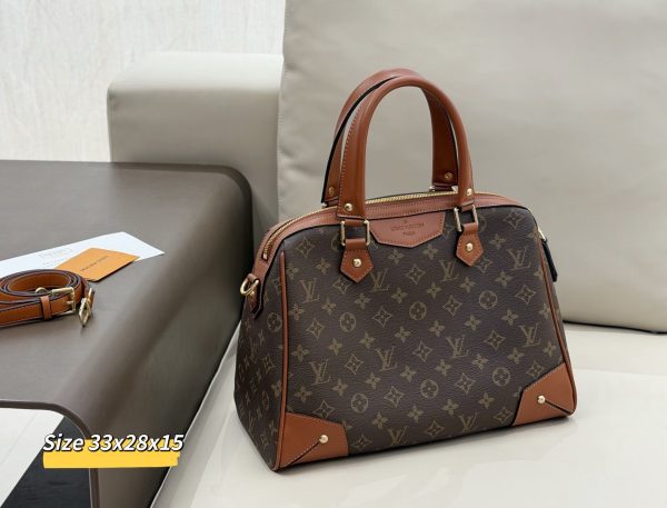 LV Retiro Handbag C2301350