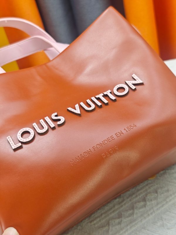 Premium Icon LV Handbag M13940-2 BC