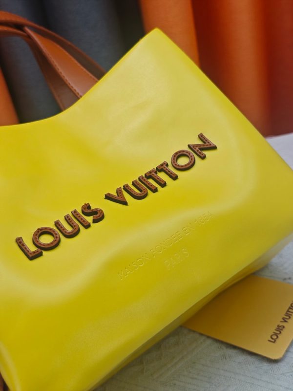 Premium Icon LV Handbag M13940-2 BC