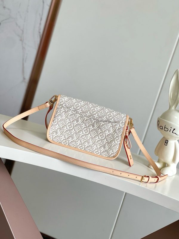LV Diane PM Handbag KK04250