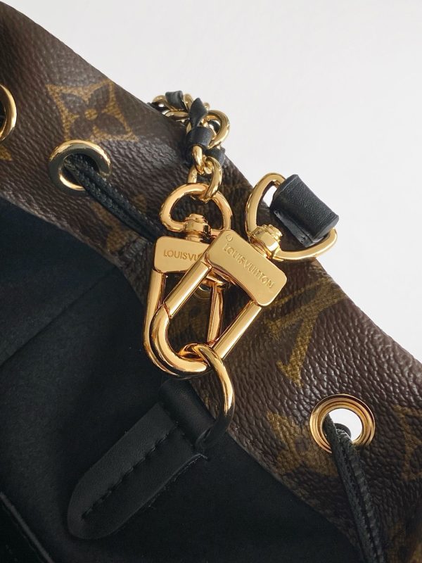 LV Noé Trunk Bag in Monogram Canvas LV83600