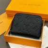 LV Avenue PM Handbag C2301350