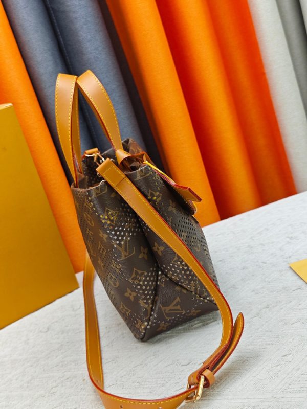 Premium Icon LV Handbag M13940-2 BC