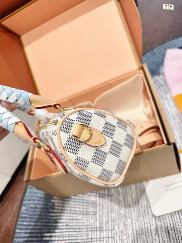 LV Speedy Bandoulière 20 Bag C2301150