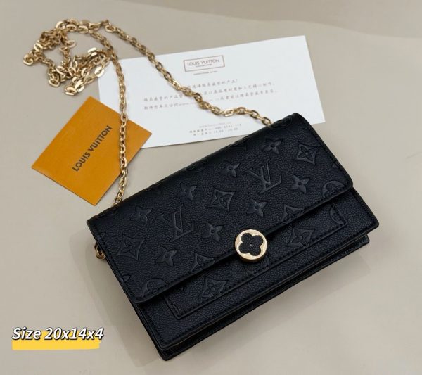 LV Avenue PM Handbag C2301350