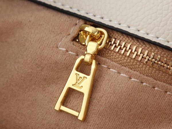 Premium Icon LV Handbag M53826-M53825 BC