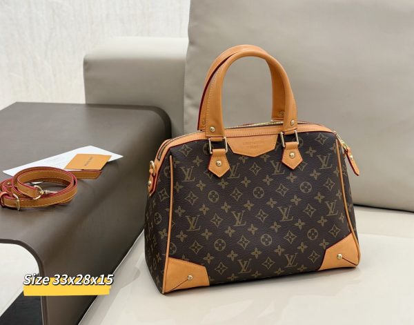 LV Retiro Handbag C2301350