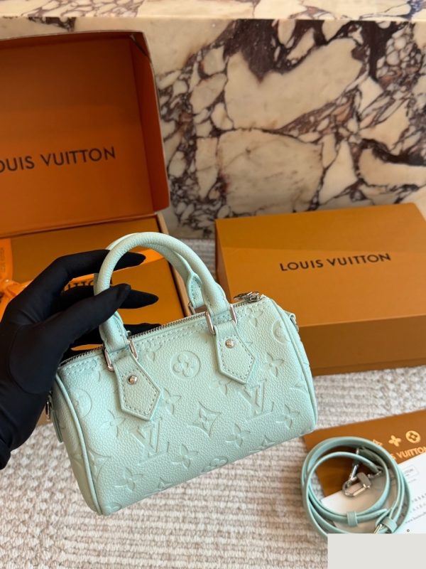 Daily Street Style LV Handbag LV267162 QA Daily Street Style LV Handbag LV267162 QA