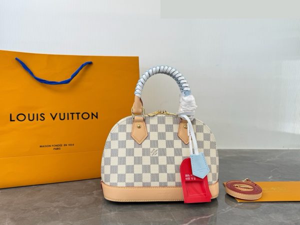 Daily Street Style LV Handbag DLV3 QA
