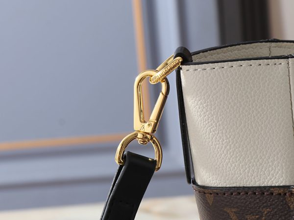 Premium Icon LV Handbag M53826-M53825 BC