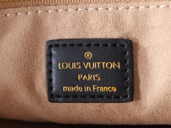 Premium Icon LV Handbag M53826-M53825 BC