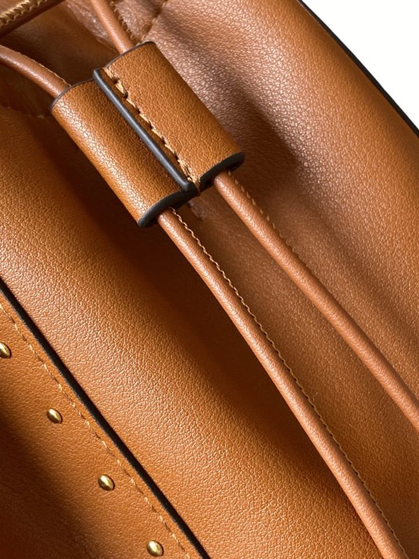 LV Noé Trunk Bag in Monogram Canvas LV83600