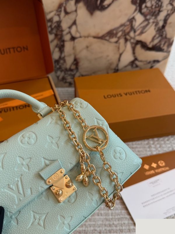 Daily Street Style LV Handbag LV267163 QA