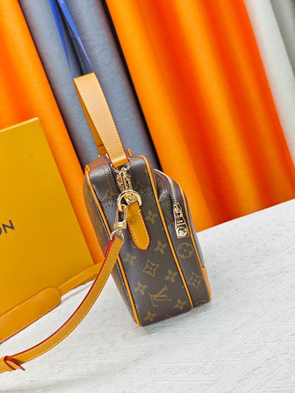 Premium Icon LV Handbag M27852-M14016 BC Premium Icon LV Handbag M27852-M14016 BC
