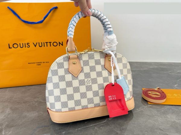 Daily Street Style LV Handbag DLV3 QA