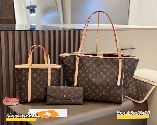 LV Monogram Tote Bag C2301350