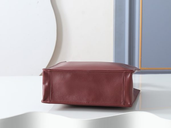 CN Métiers d’Art Small Shopping Bag KK02150
