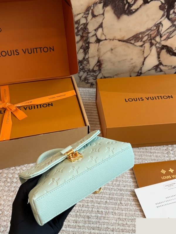 Daily Street Style LV Handbag LV267163 QA