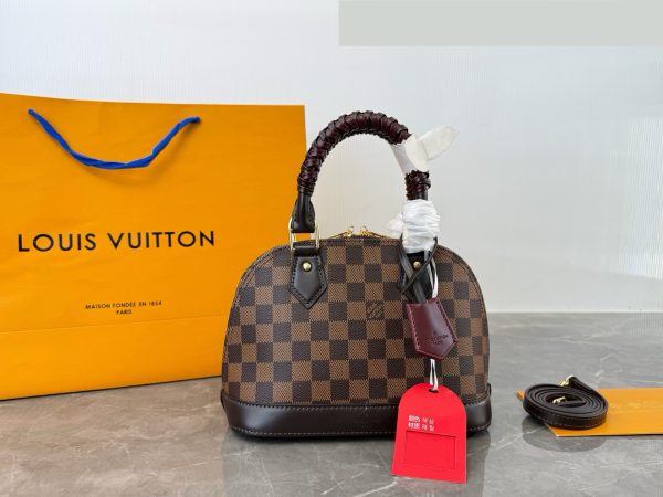 Daily Street Style LV Handbag DLV3 QA