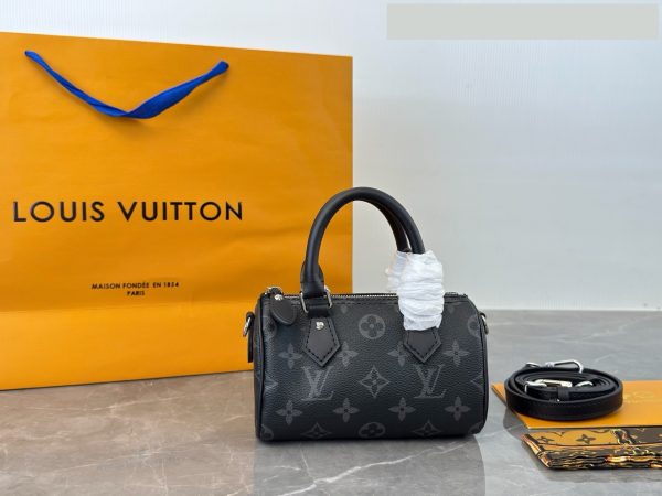 Daily Street Style LV Handbag DLV1 QA
