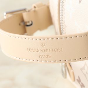 LV Locker Dopp Kit Monogram Bag M28835-M26810 BC