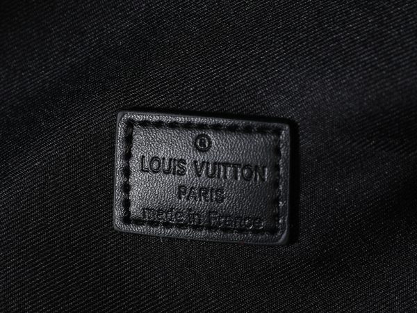 LV Discovery Backpack PM Monogram M28789-M31033-1 BC