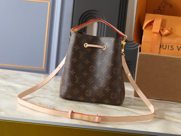 LV Néonoé BB Monogram Bag M46581 BC