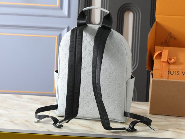 LV Discovery Backpack PM Monogram M28789-M31033-1 BC