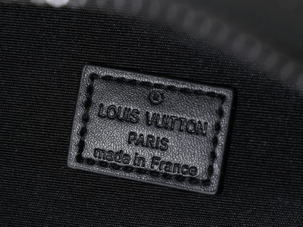 LV Discovery Backpack PM Monogram M28789-M31033-1 BC
