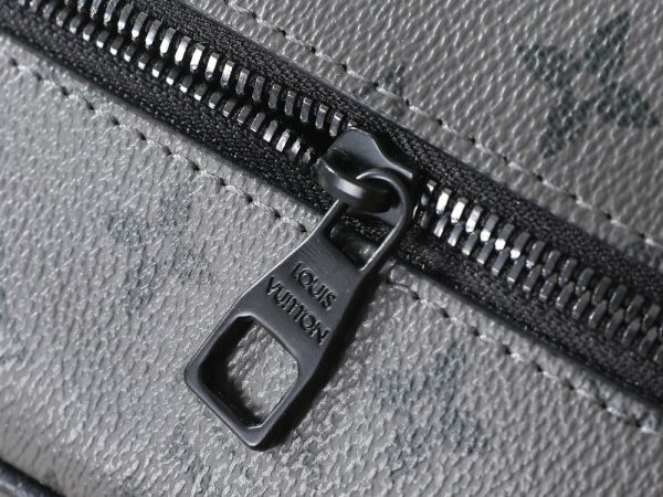 LV Locker Dopp Kit Monogram Bag M28835-M26810 BC