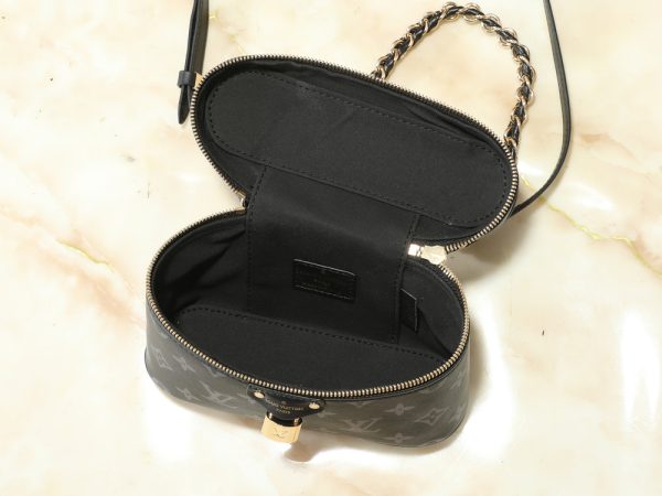 LV Vanity Chain Pouch Bag M12427-M47125 BC LV Vanity Chain Pouch Bag M12427-M47125 BC