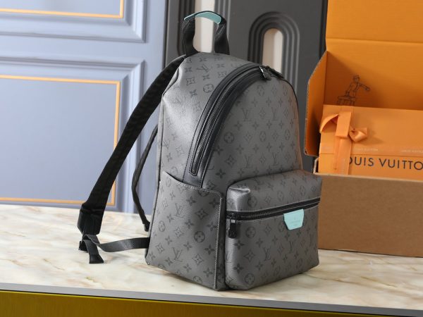 LV Discovery Backpack PM Monogram M28789-M31033-1 BC