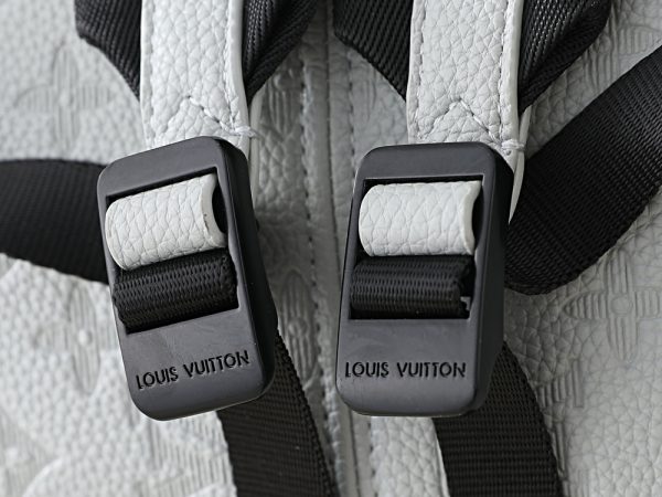LV Discovery Backpack PM Monogram M28789-M31033-1 BC