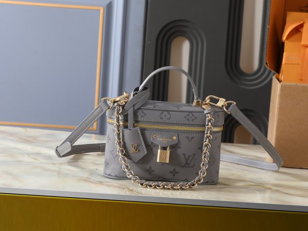 LV Vanity Chain Pouch Bag M12427-M47125 BC LV Vanity Chain Pouch Bag M12427-M47125 BC