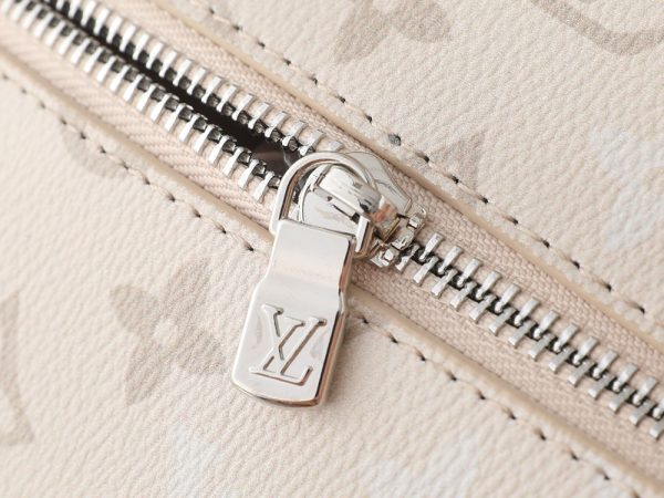 LV Locker Dopp Kit Monogram Bag M28835-M26810 BC