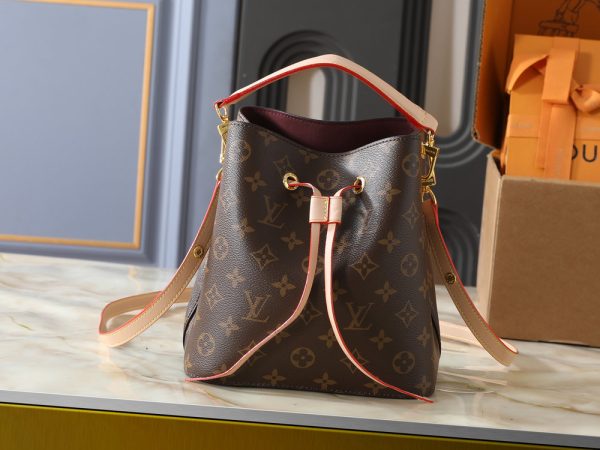 LV Néonoé BB Monogram Bag M46581 BC