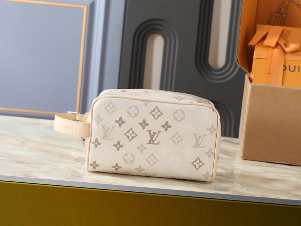 LV Locker Dopp Kit Monogram Bag M28835-M26810 BC