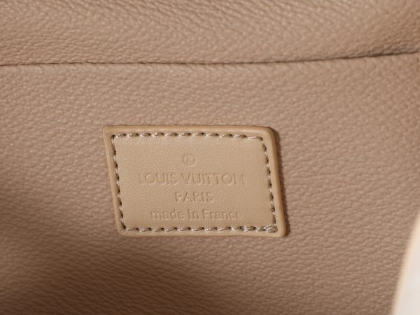 LV Locker Dopp Kit Monogram Bag M28835-M26810 BC