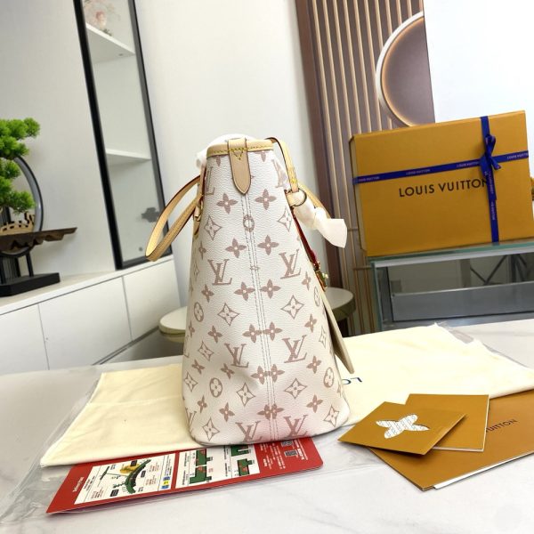LV Neverfull Inside Out MM Crafty Bag M2A095 BC
