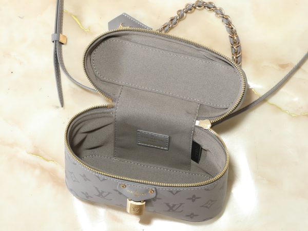 LV Vanity Chain Pouch Bag M12427-M47125 BC LV Vanity Chain Pouch Bag M12427-M47125 BC