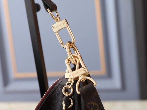 LV Multipass Bag M3A285-M3A149 BC